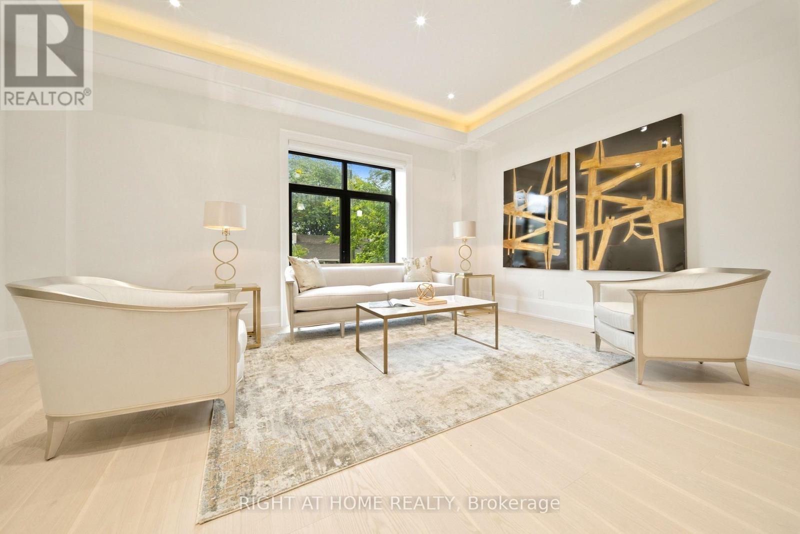 28 PINE AVENUE - 5