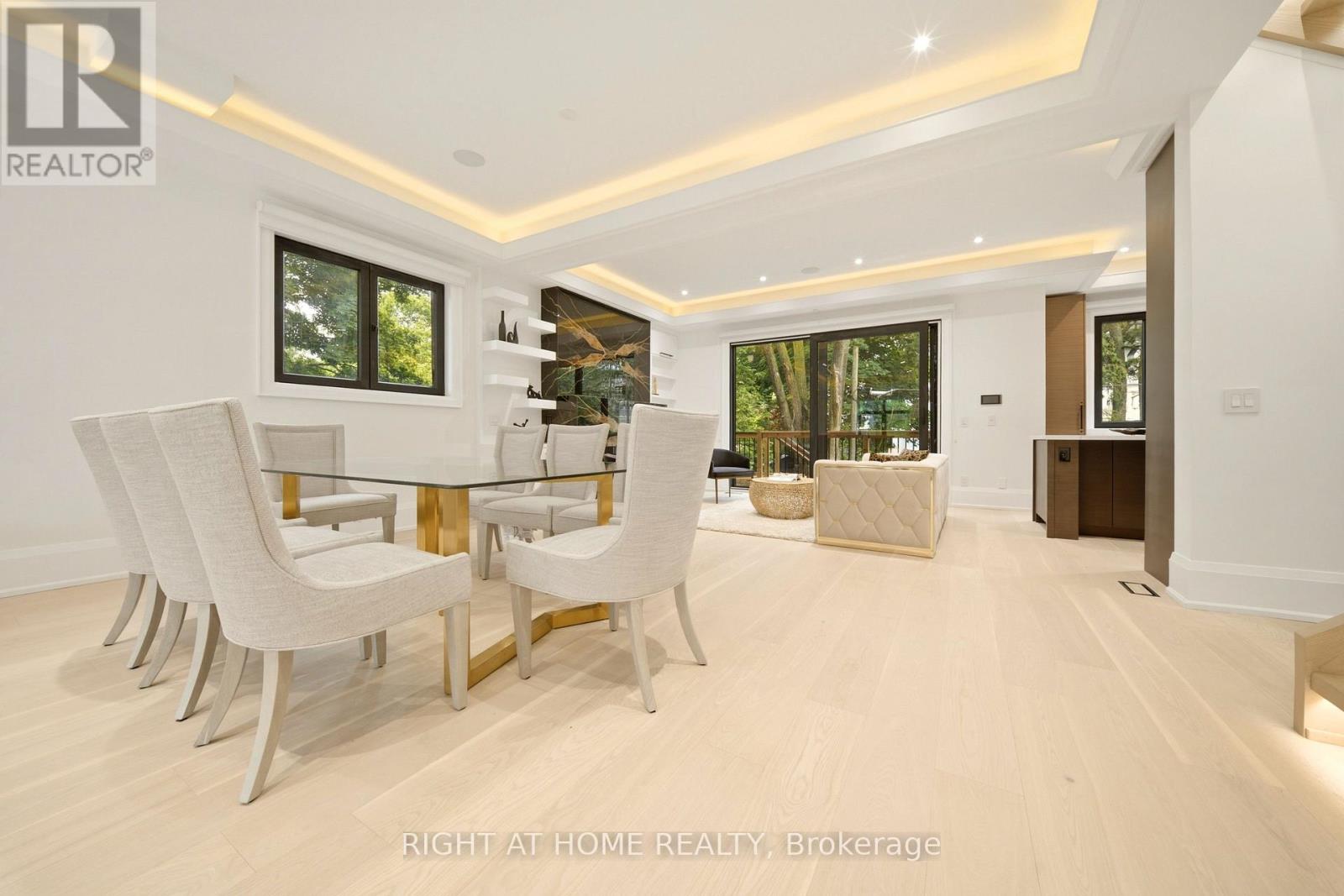 28 PINE AVENUE - 7