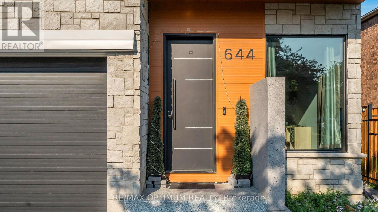 644 ROSELAIRE TRAIL - 2