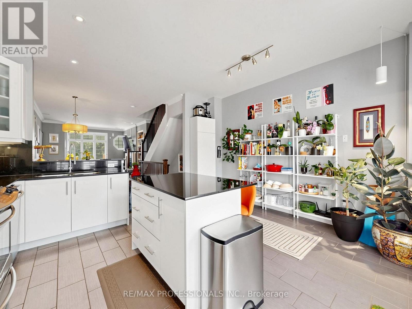 839C OXFORD STREET - Image 9