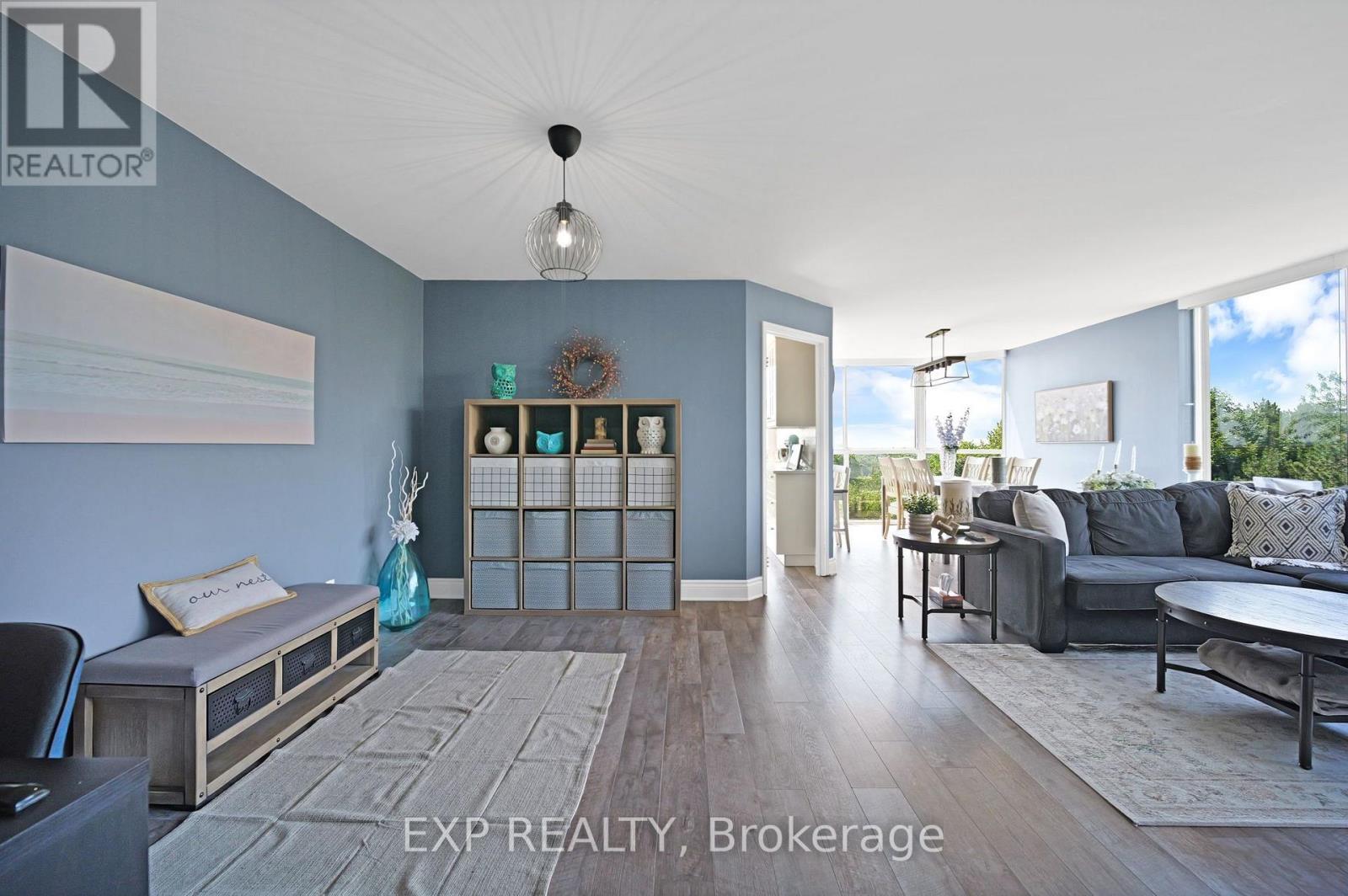 #307 880 DUNDAS STREET W - Image 10