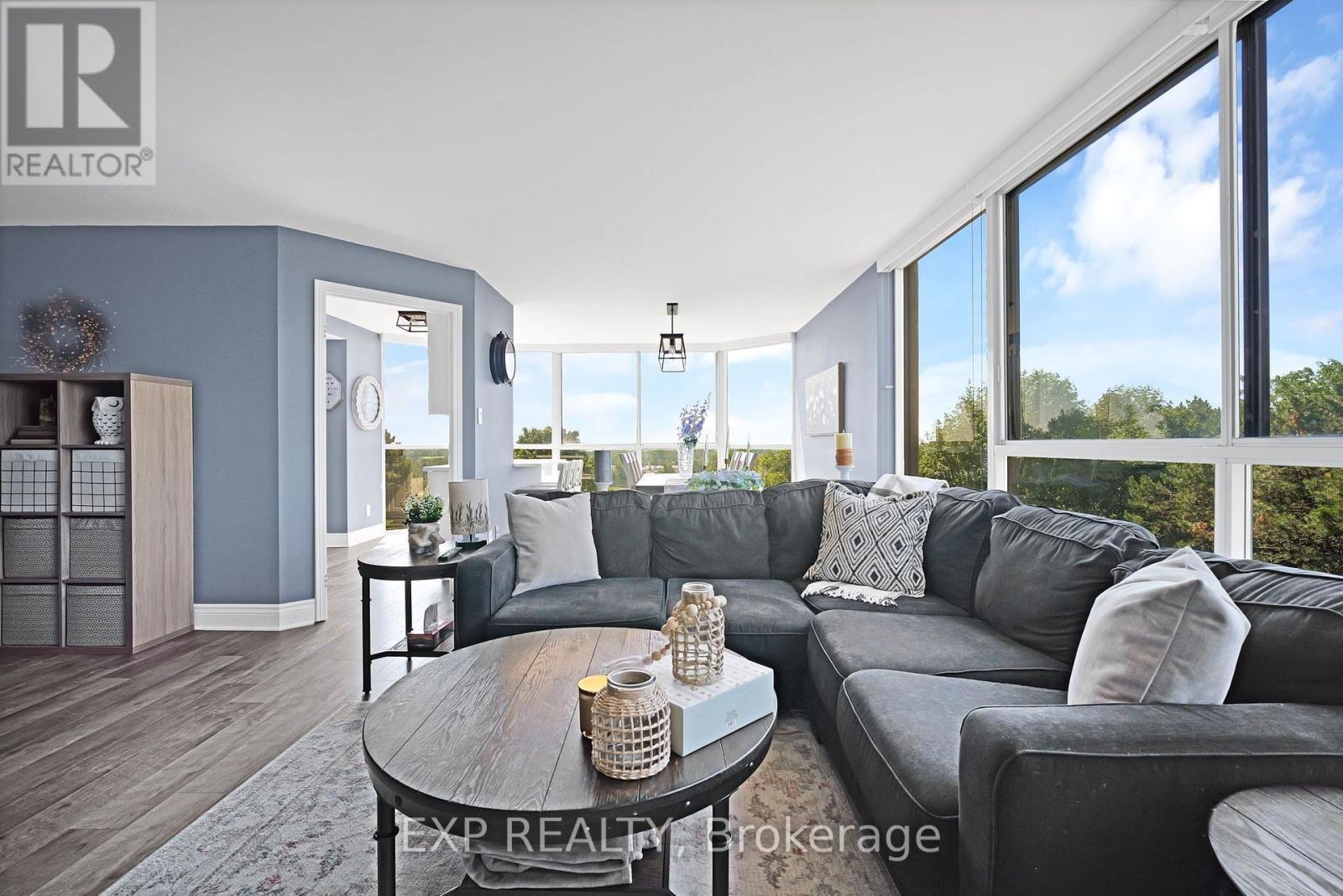 #307 880 DUNDAS STREET W - Image 11