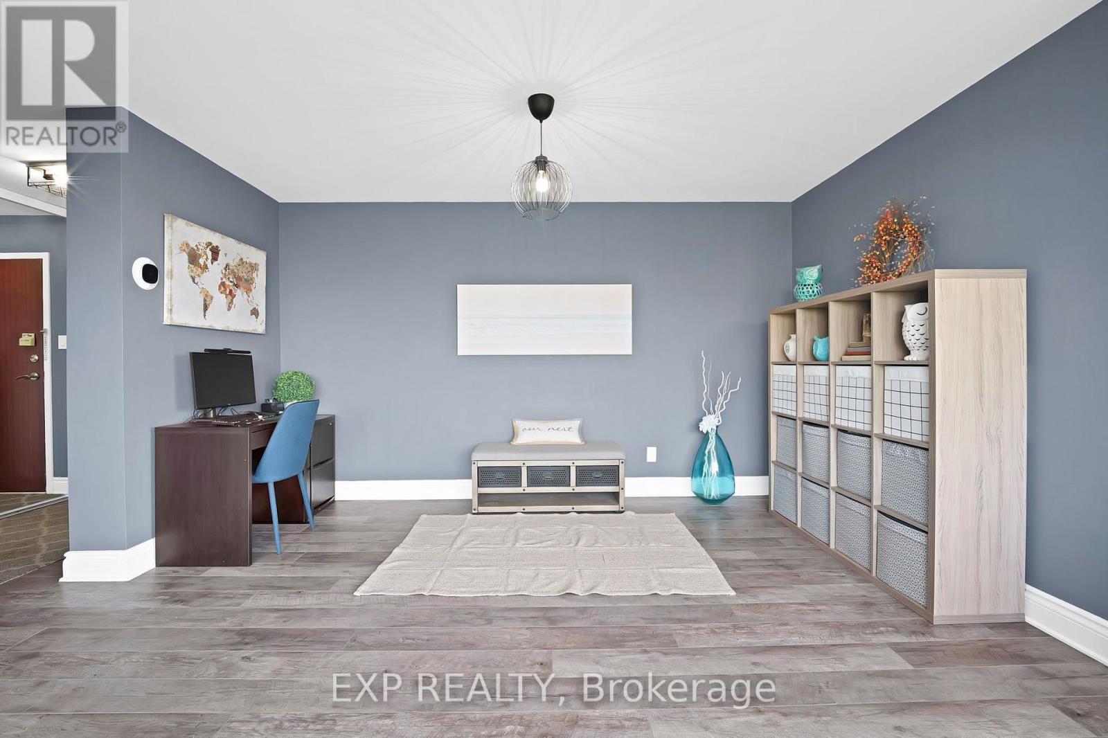 #307 880 DUNDAS STREET W - Image 8
