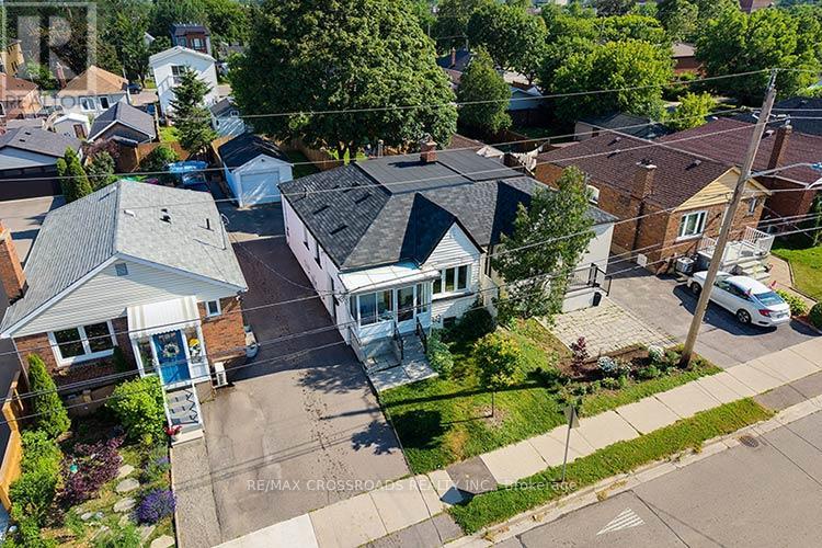 65 MANITOBA STREET - 4