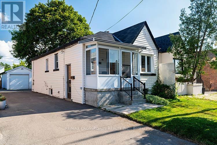65 MANITOBA STREET - 40