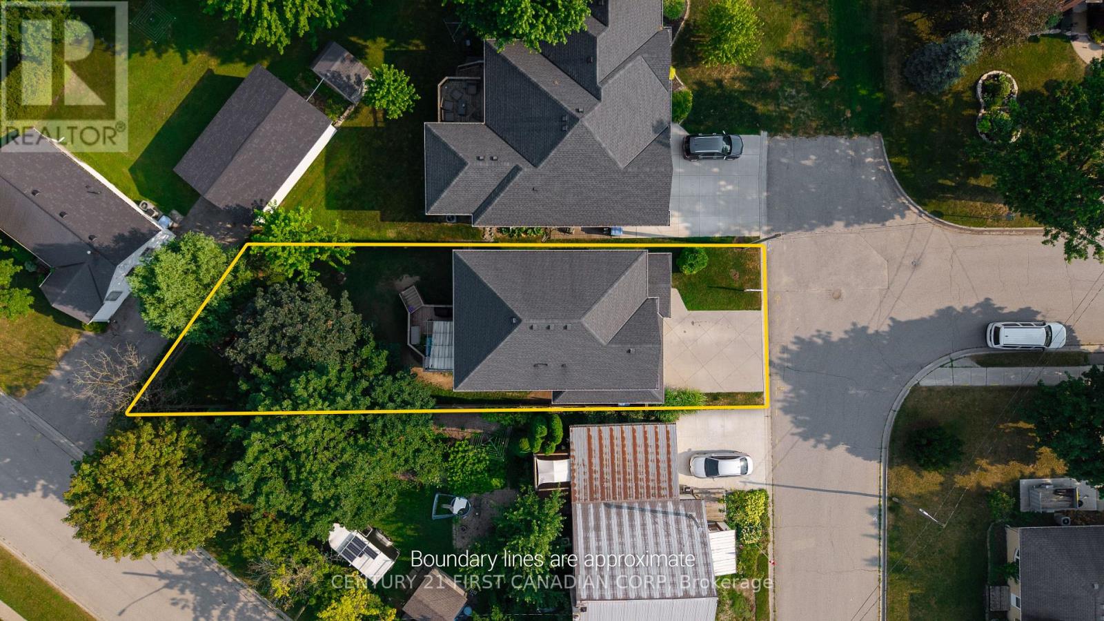 279 OAK STREET - 34