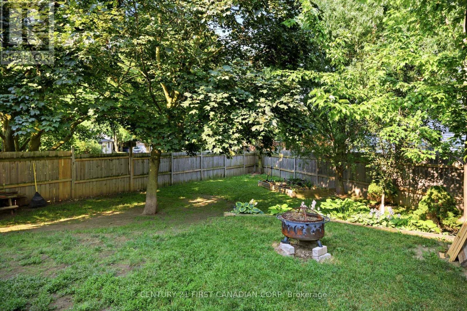 279 OAK STREET - 33