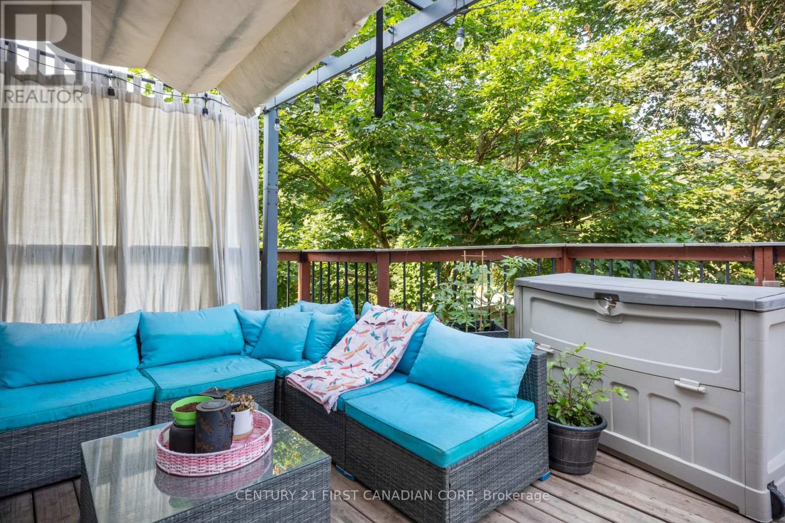279 OAK STREET - 31