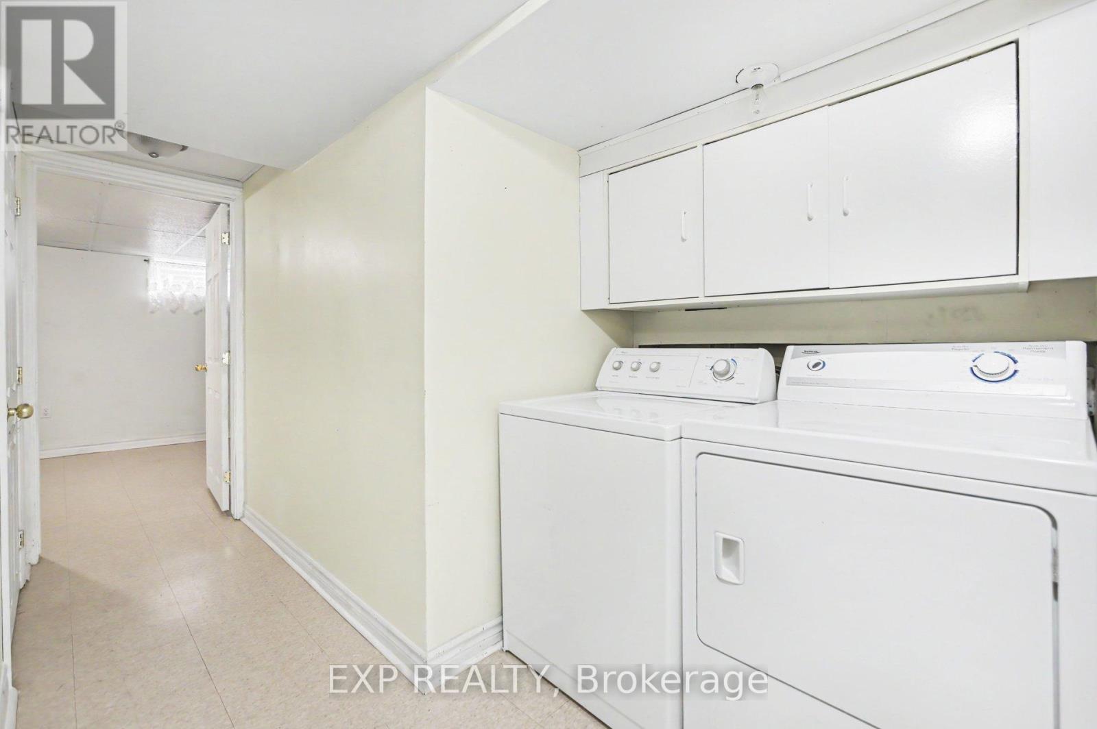 61 MONTEREY DRIVE - 25