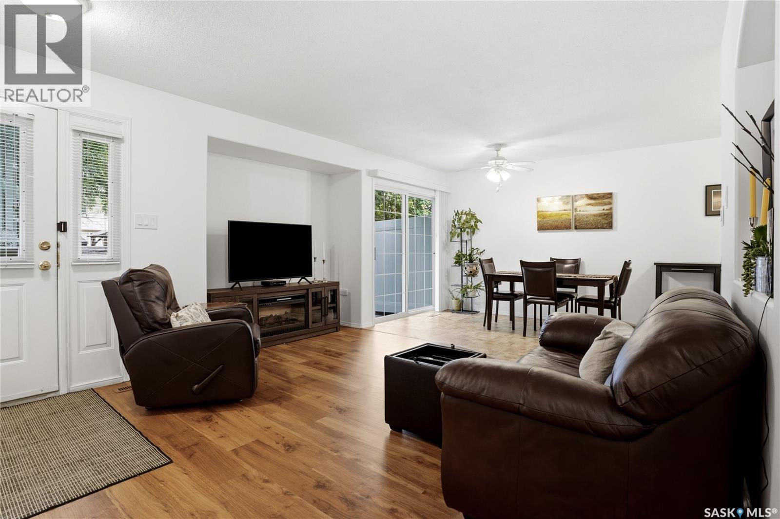 #5464 Rochdale BOULEVARD - 4
