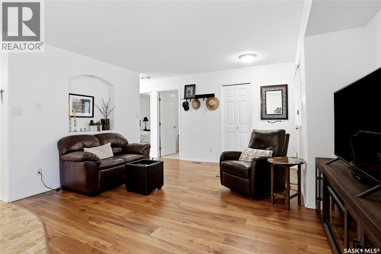 #5464 Rochdale BOULEVARD - 6