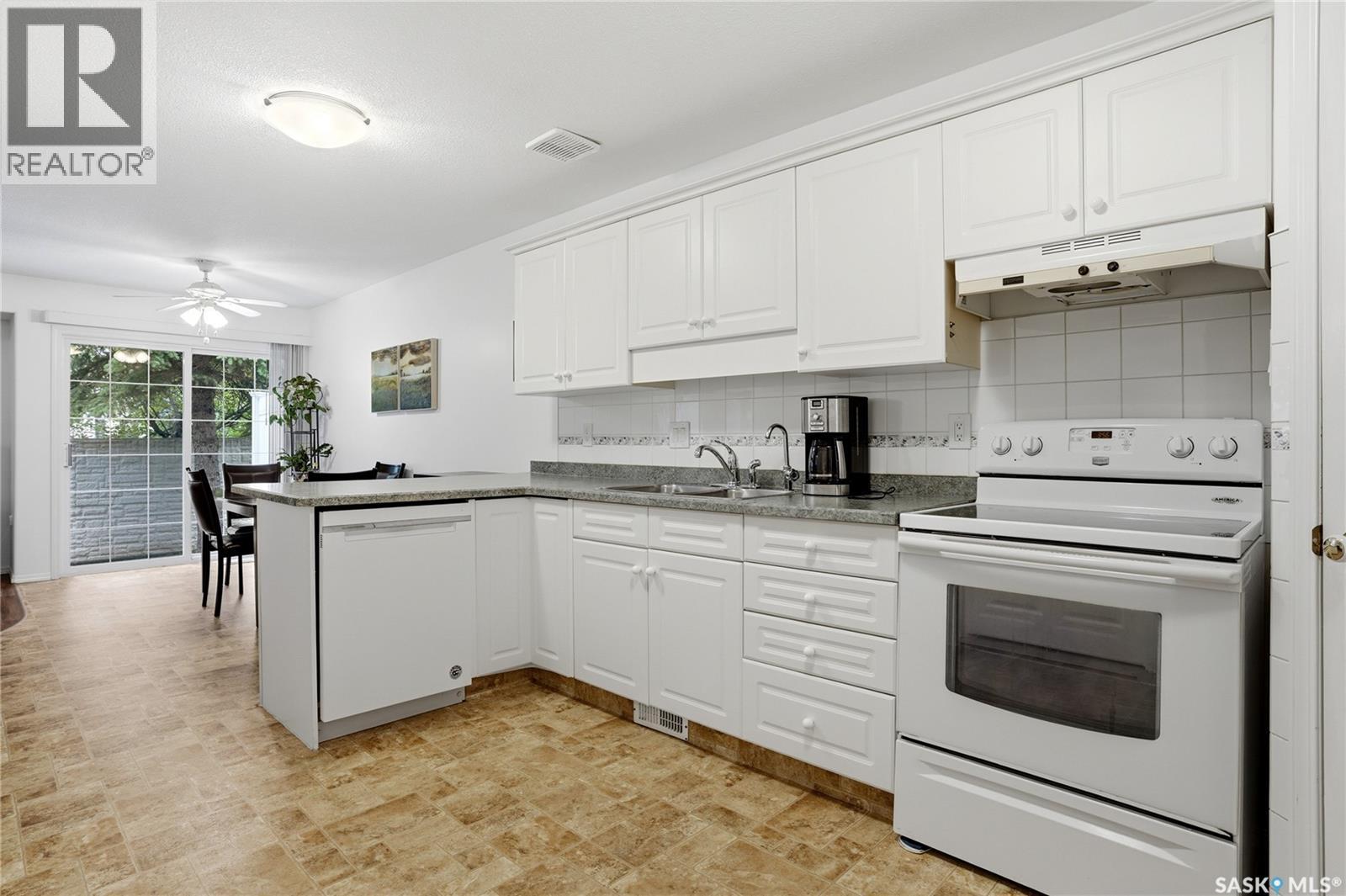 #5464 Rochdale BOULEVARD - 8