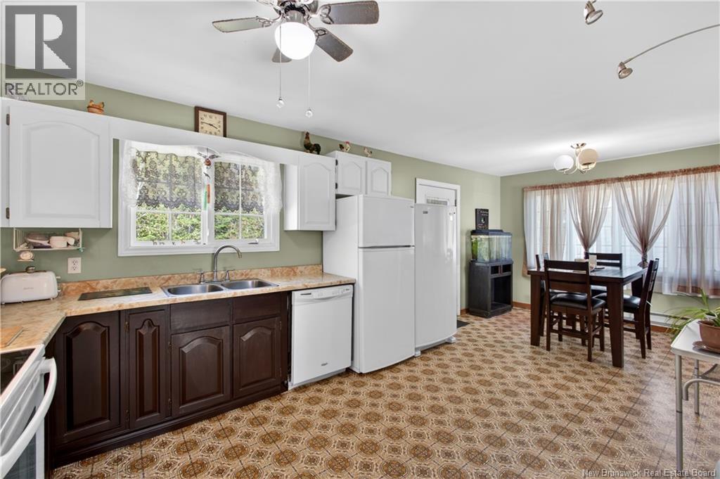 20 Adams Avenue - 4
