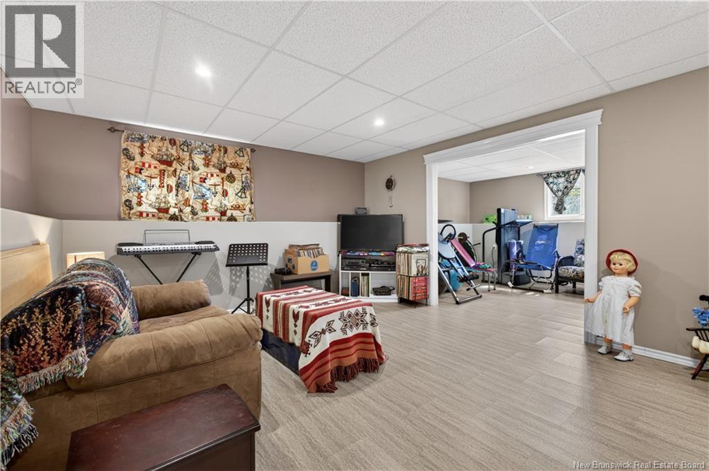 20 Adams Avenue - Image 27