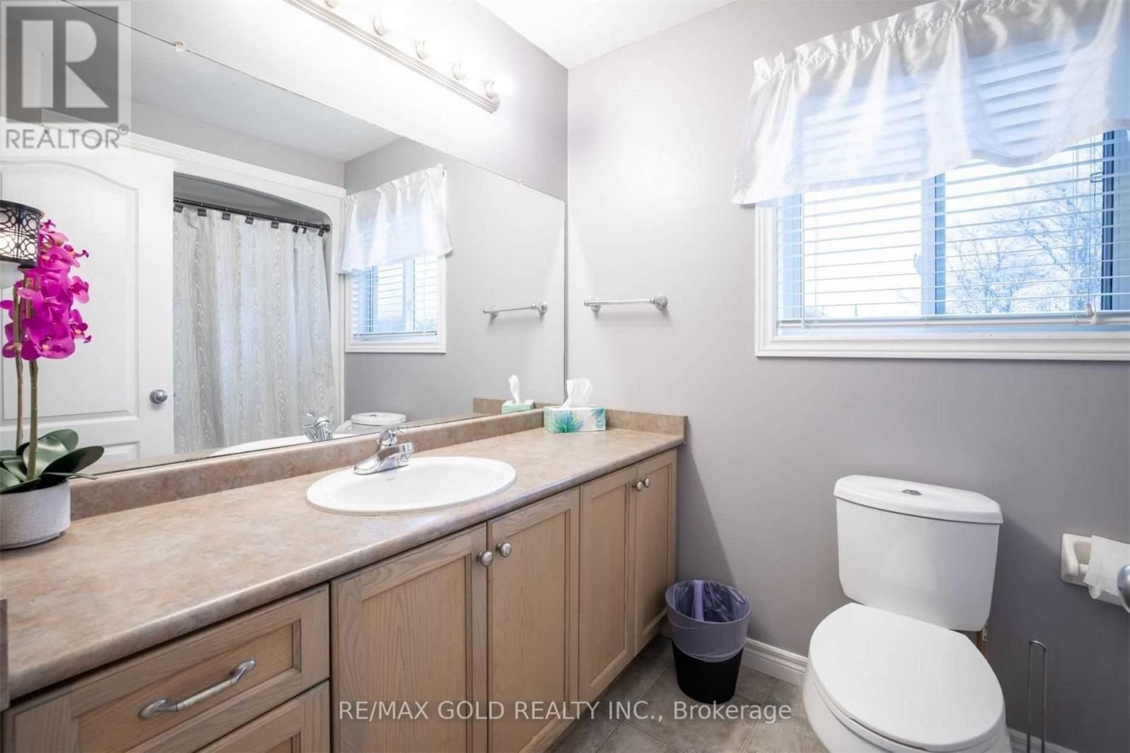 11 ROSE AVENUE - 20