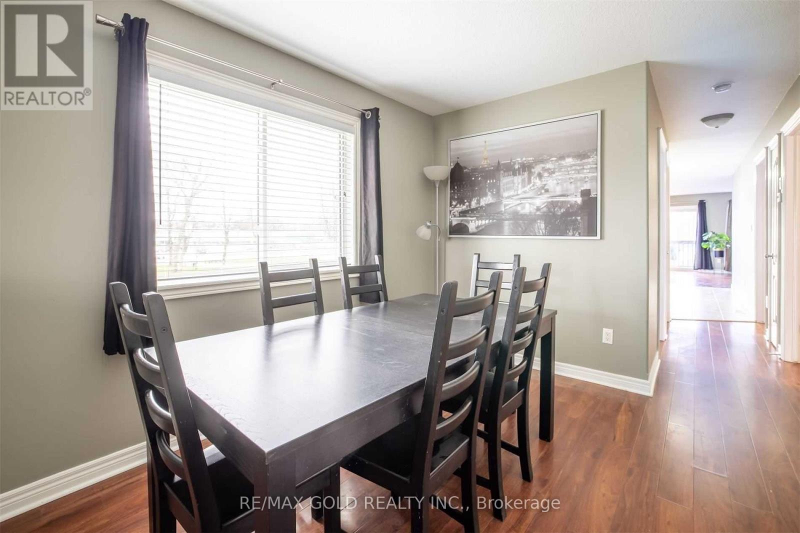 11 ROSE AVENUE - 8