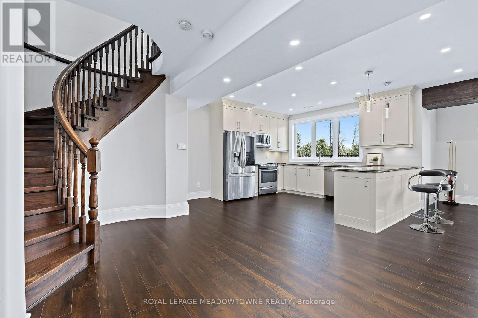 107 TURNER COURT - Image 33