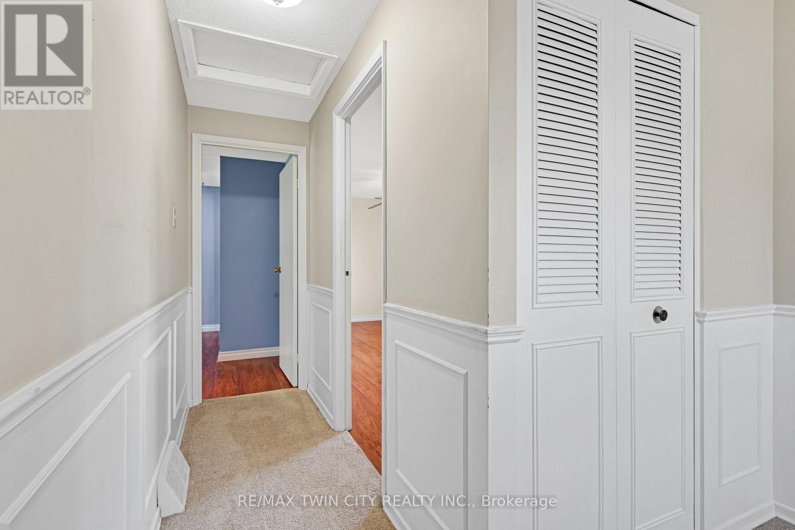 15 LEWIS CRESCENT - 26