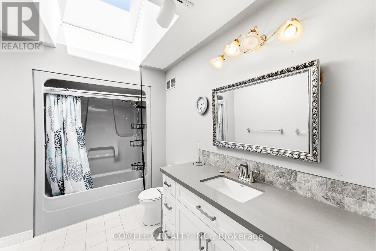 3157 WESTRIDGE BOULEVARD - 26