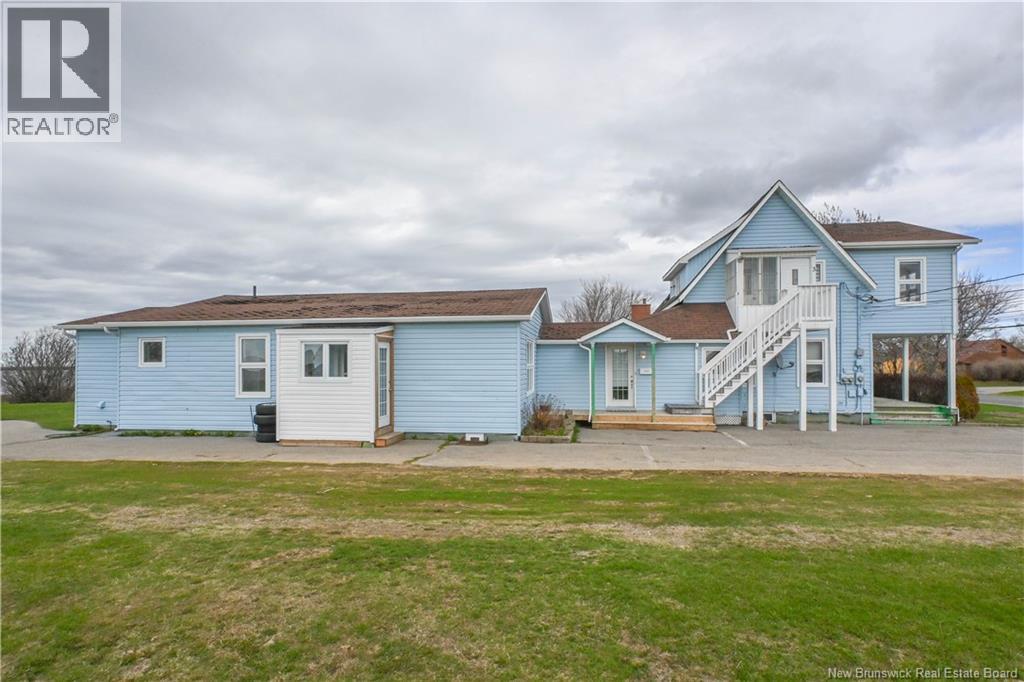 223 Boul St-Pierre E. Boulevard - 3