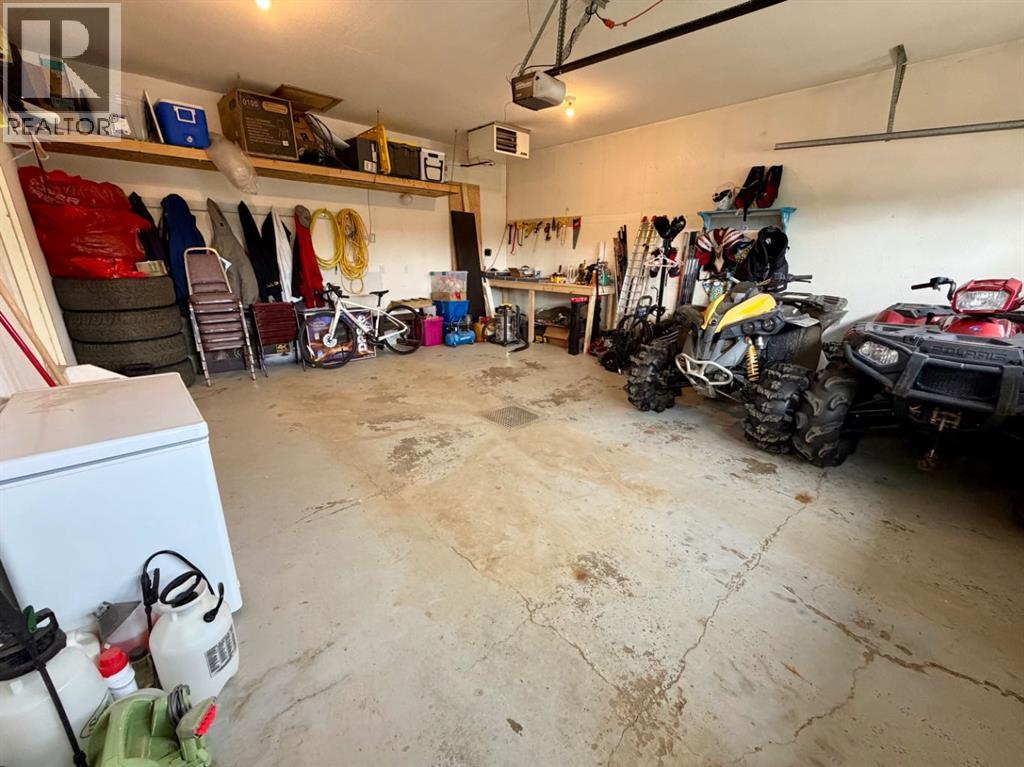 10209 103 Ave - 30