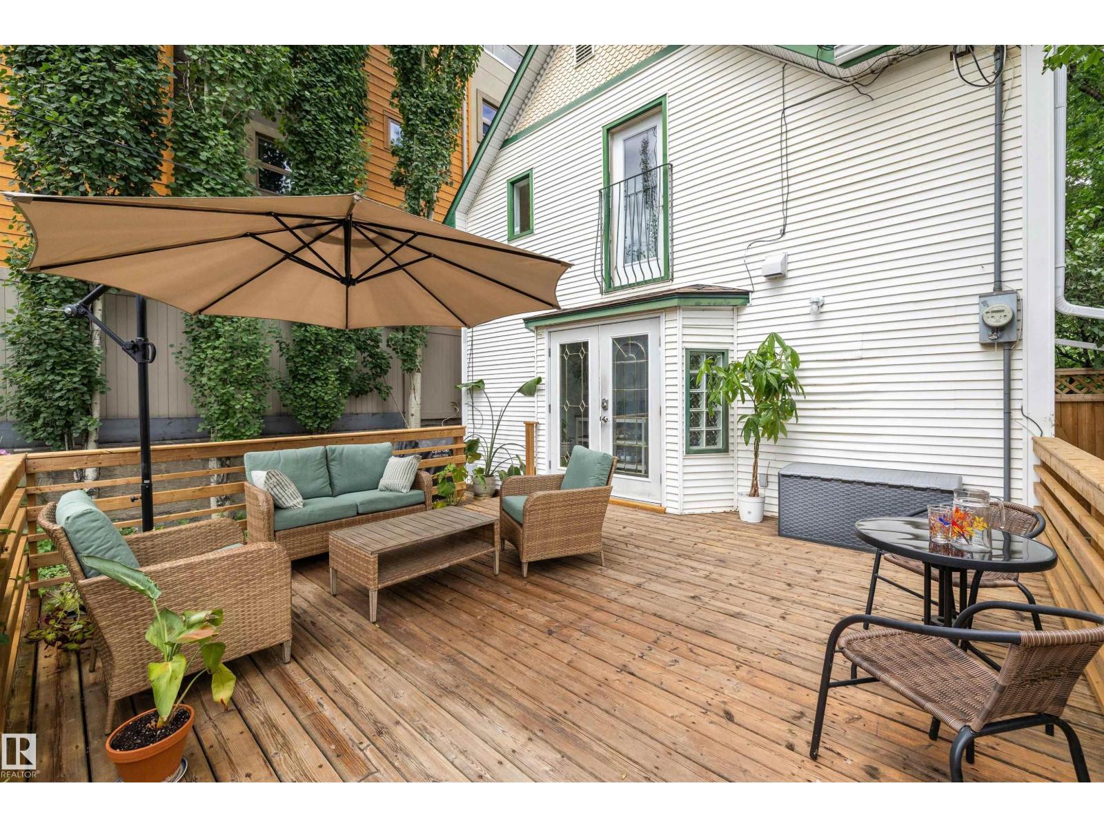 9851 86 AV NW - 57