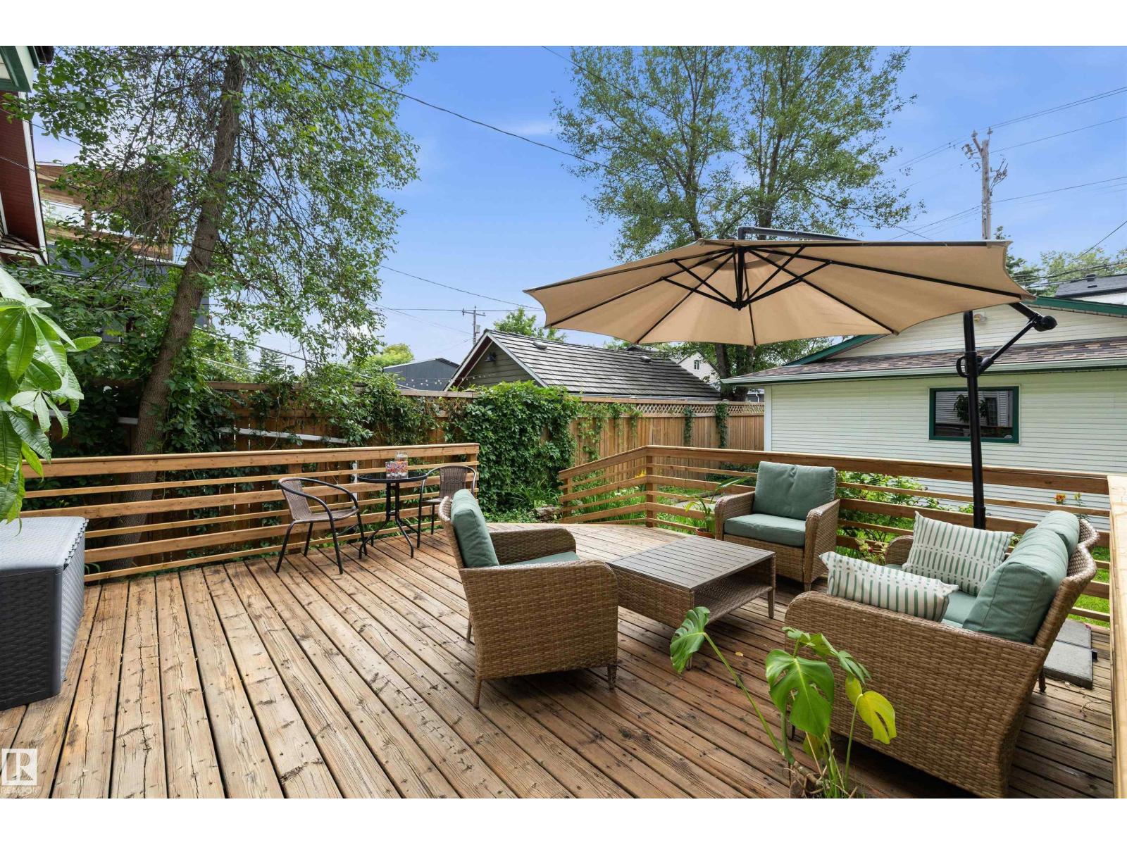 9851 86 AV NW - 59