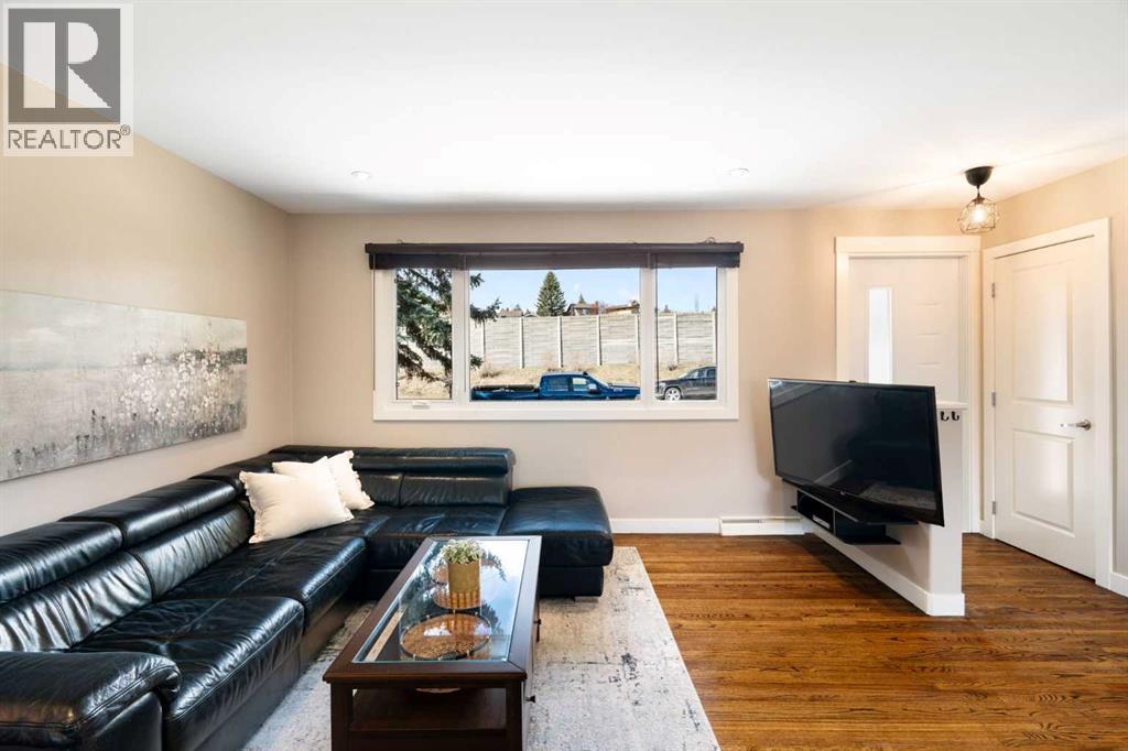 142 Winston Drive SW - 8
