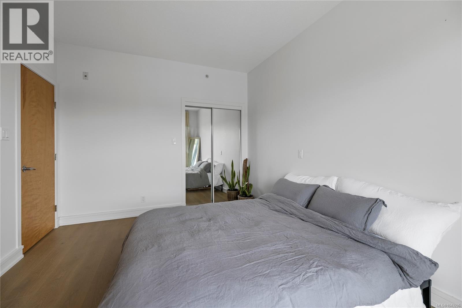 606 194 Beachside Dr, Parksville