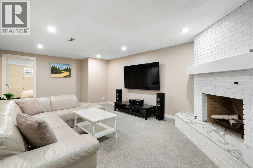 142 Winston Drive SW - 21