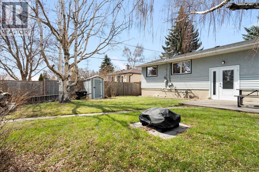 142 Winston Drive SW - 32
