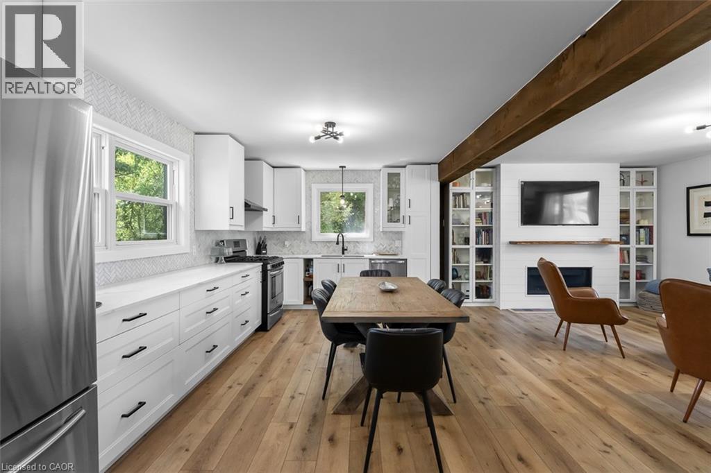 1373 ORCHARD Avenue - 13