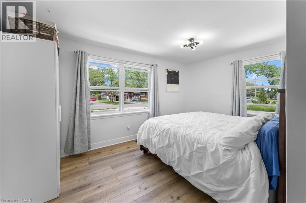 1373 ORCHARD Avenue - 21