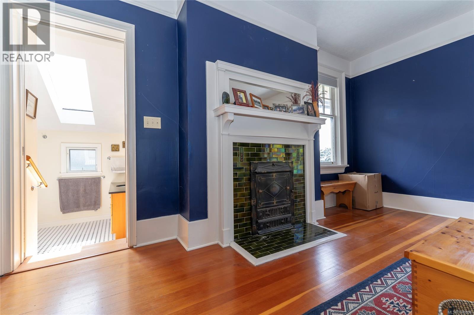 1377 Rockland Ave - 44
