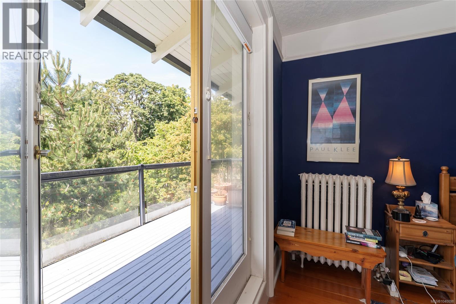 1377 Rockland Ave - 42