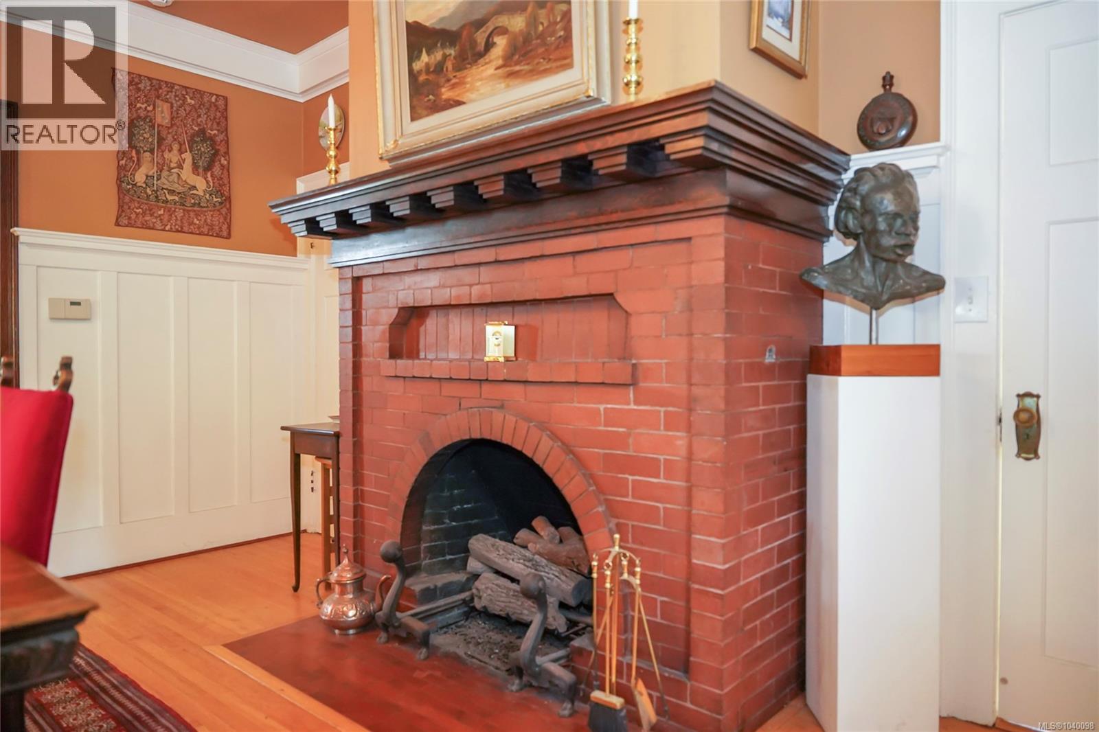 1377 Rockland Ave - 26