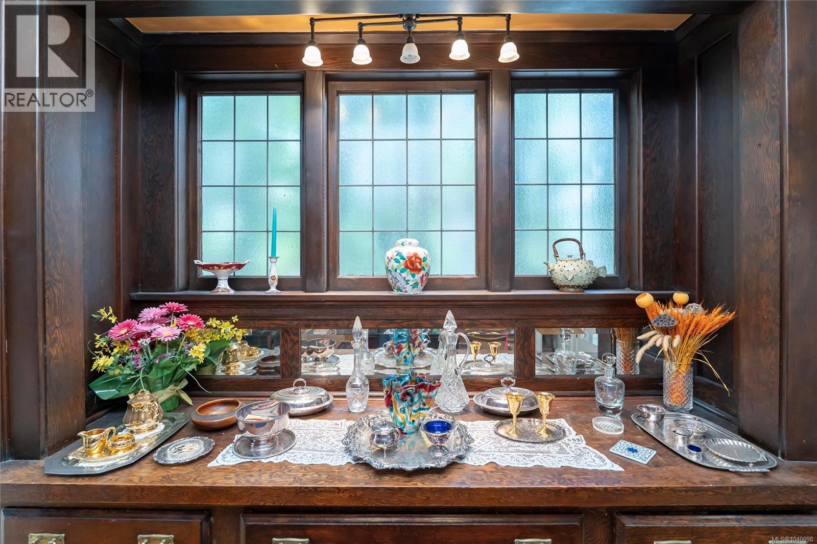 1377 Rockland Ave - 22