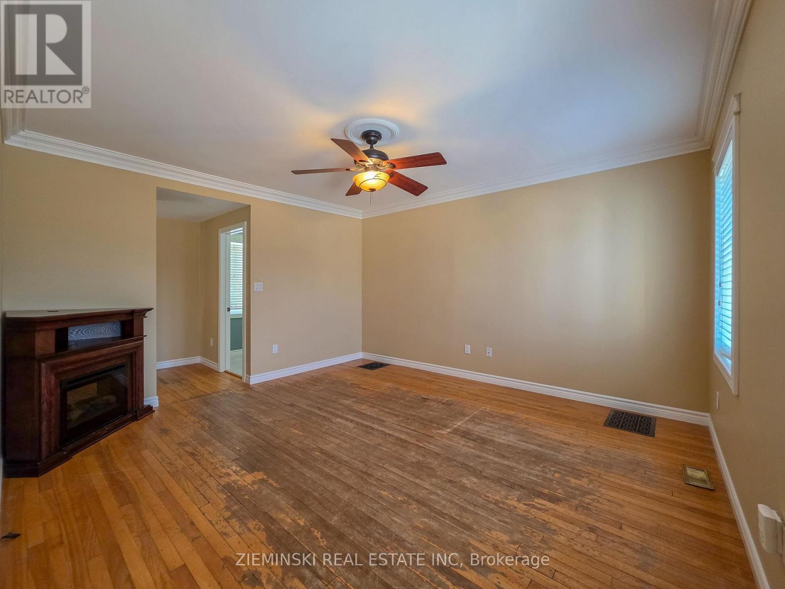 142 DEVONSHIRE AVENUE - Image 13