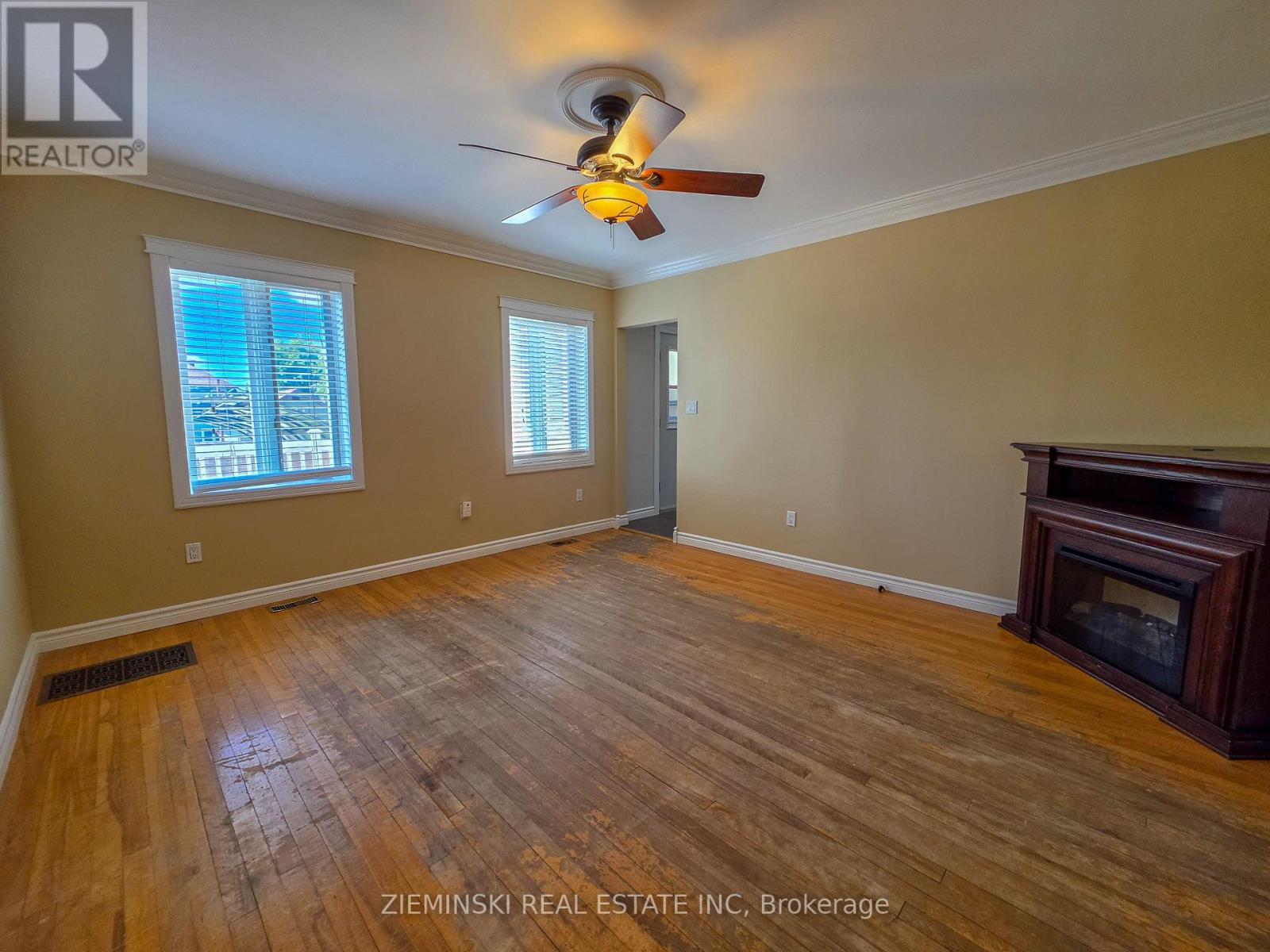 142 DEVONSHIRE AVENUE - Image 14