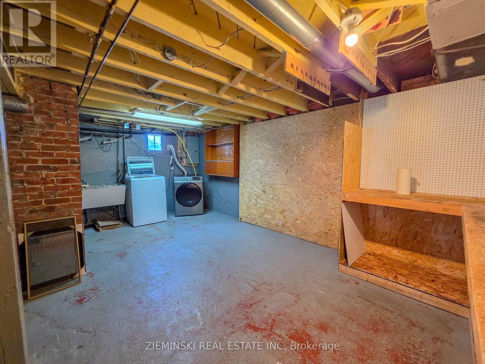 142 DEVONSHIRE AVENUE - Image 32