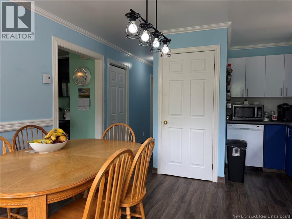 208 Rue Adelard - 12