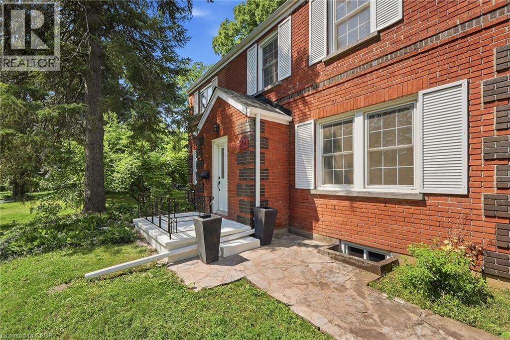 214 WEST RIVER Road - 5