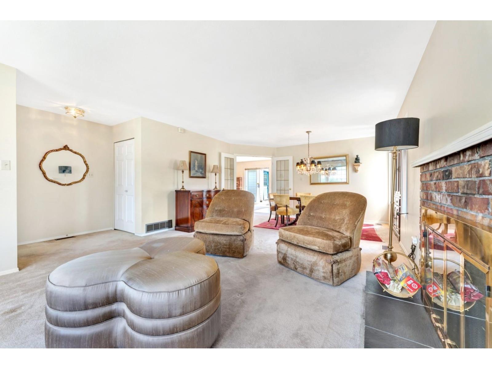 2 Bed, 2 Bath House for Sale in Abbotsford – 3452 CLEARBROOK ROAD, Abbotsford – MLS# R3146470 - Image 5