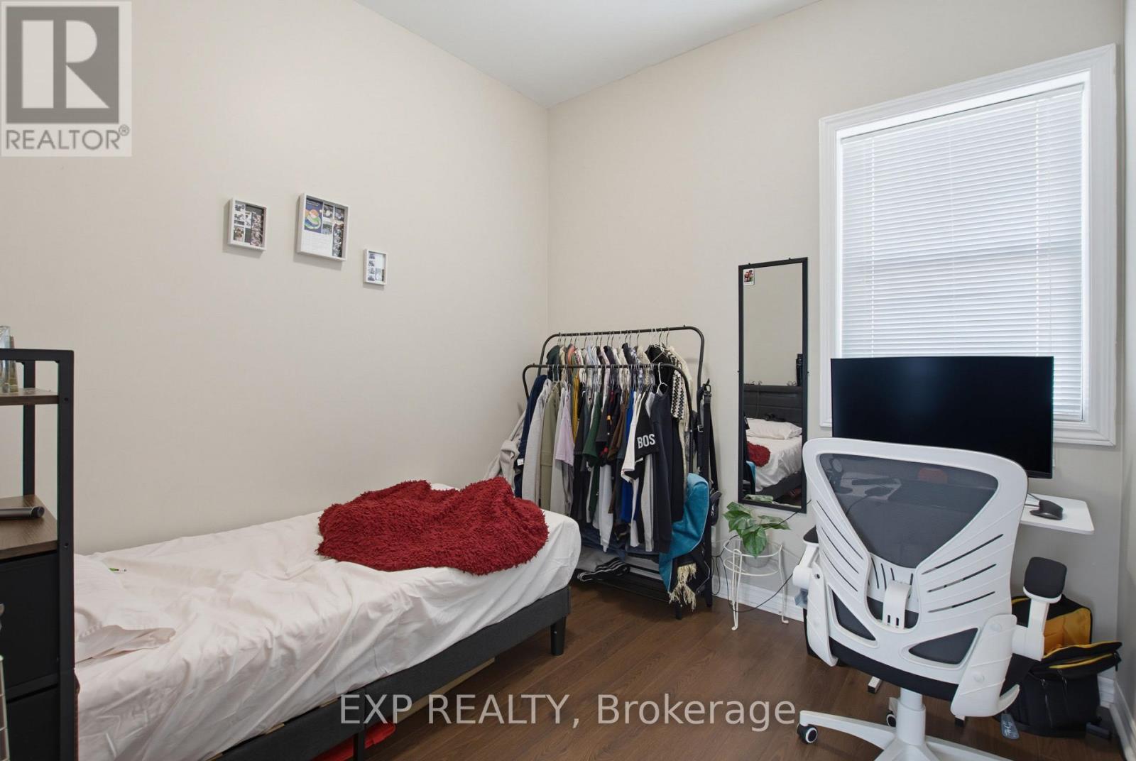 121 MOUNT PLEASANT AVENUE - 10