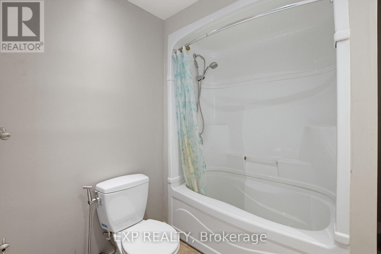 121 MOUNT PLEASANT AVENUE - 12