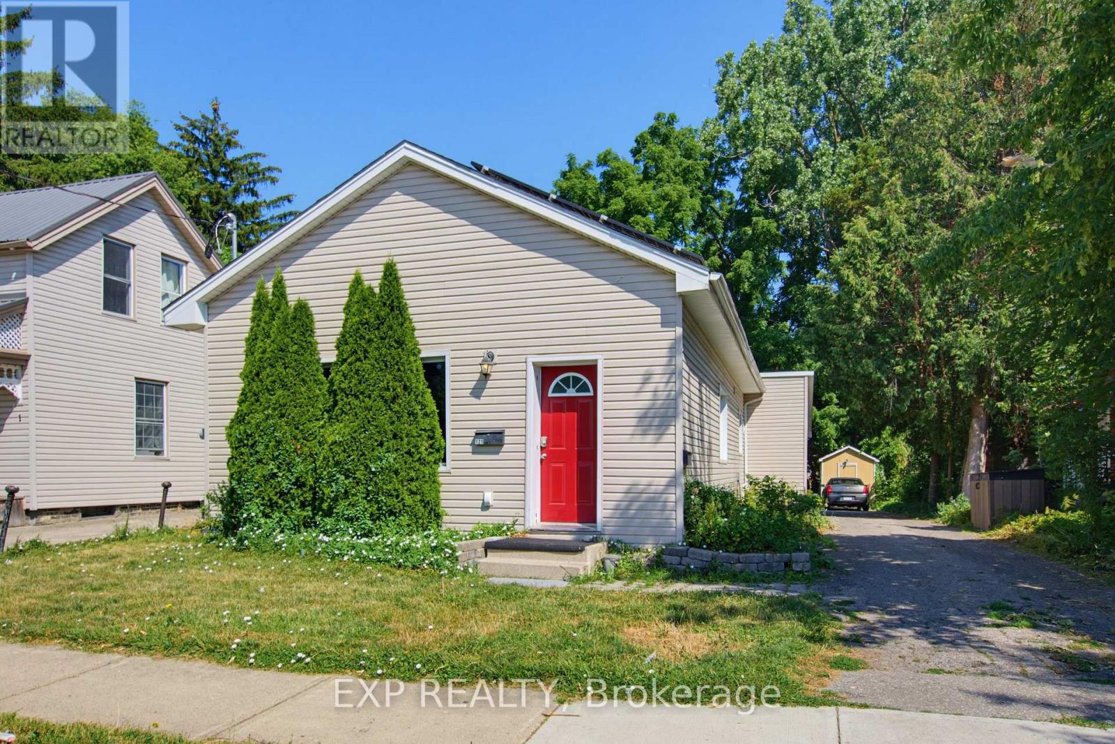 121 MOUNT PLEASANT AVENUE - 2