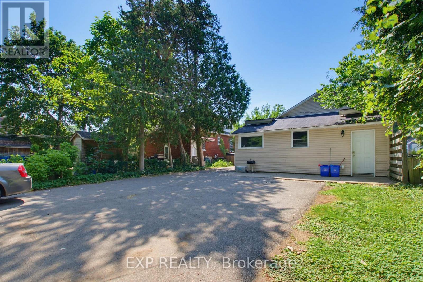 121 MOUNT PLEASANT AVENUE - Image 39