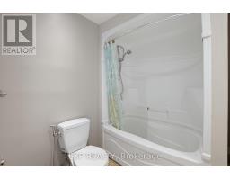 Bedroom - 121 Mount Pleasant Avenue, London North, ON N6H1E1 Photo 12
