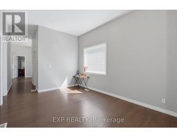 Bedroom 3 - 121 Mount Pleasant Avenue, London North, ON N6H1E1 Photo 8