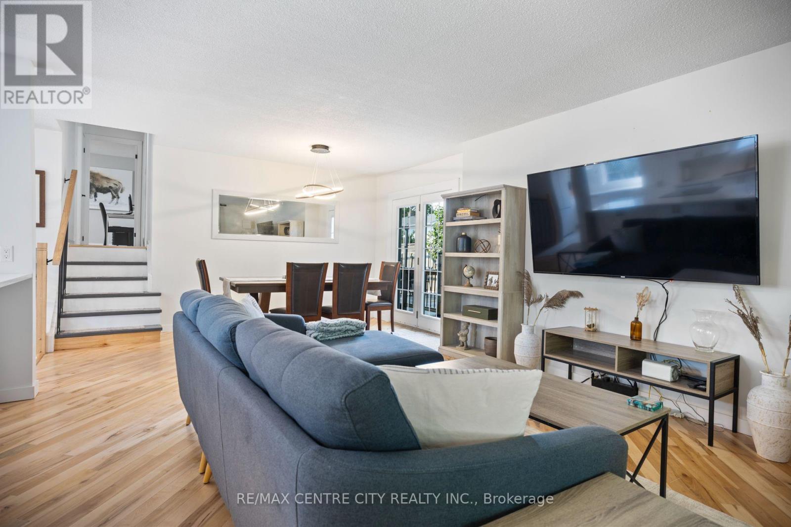 684 MACYOUNG DRIVE - Image 10